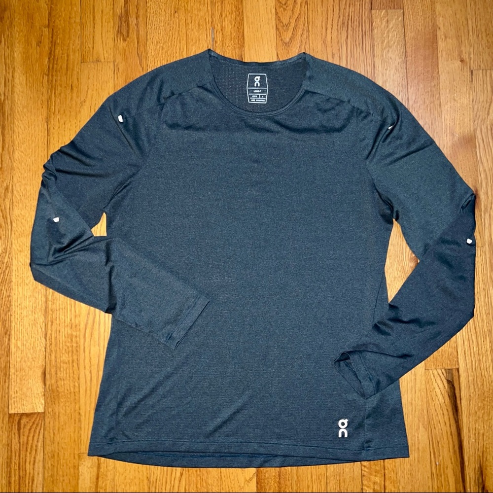 ON Running - Men's Light Weight Performance Long T Shirt - Running Athletic $80